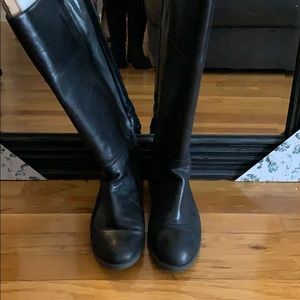 Wide calf riding boot